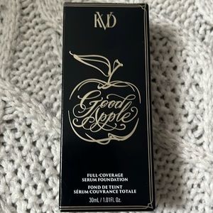 NIB Kat Von D KVD Good Apple Full coverage serum  Foundation Light 010
